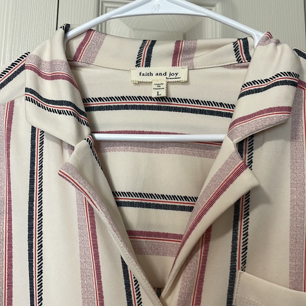 Striped blouse - Picture 2 of 3